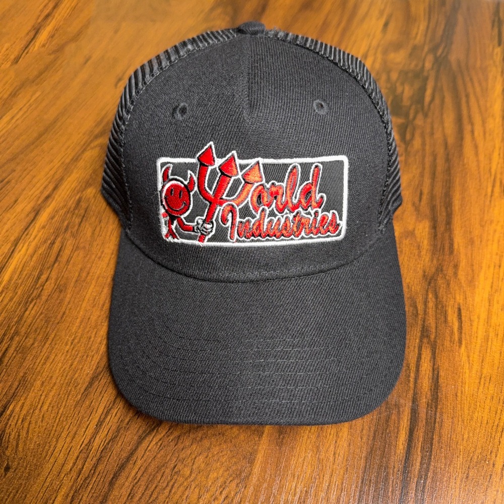 World Industries Hat Mens Snapback Black Devilman Trucker Skater Street Y2K 90s